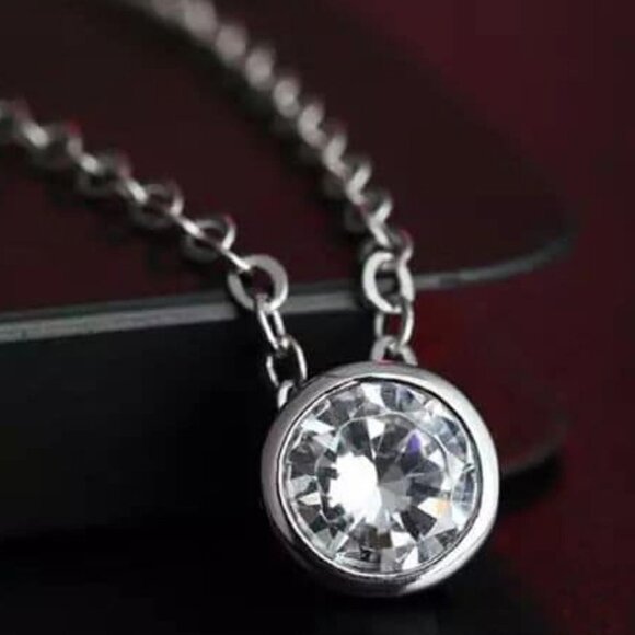 🍁 Dainty Refine Crystal Clear Round Zircon Pendant Necklaces, UNVN12406 - Picture 2 of 3